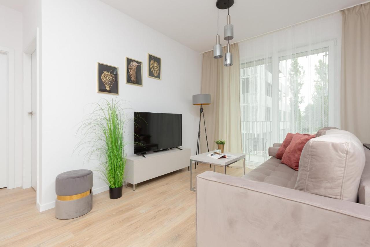 Stacja Wola Apartment Guminska By Noclegi Renters Βαρσοβία Εξωτερικό φωτογραφία